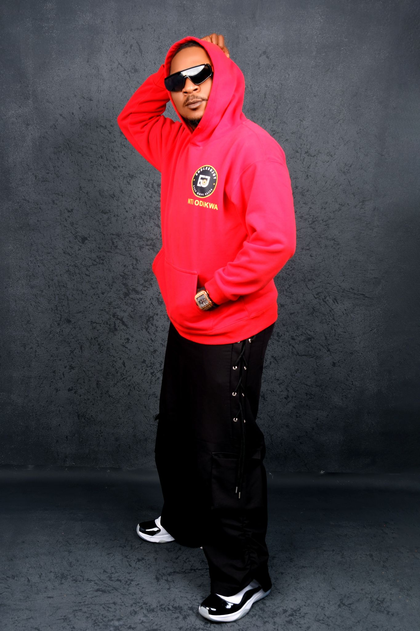 HOODIES/SWEATSHIRTS
